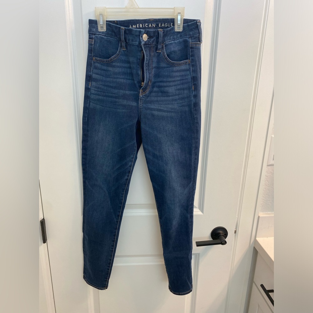 High waisted American Eagle skinny jeans